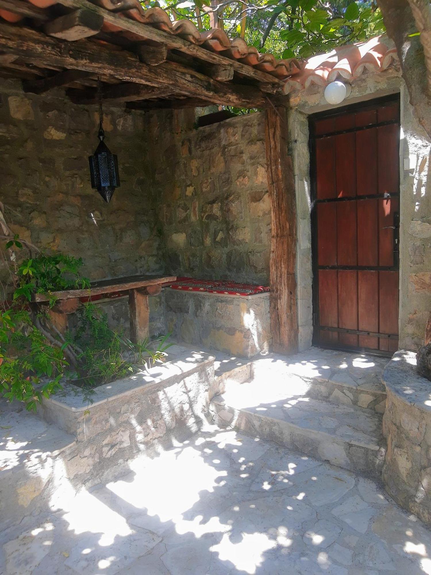 Sea-Side Old Stone Villa With A Private Garden Budva Eksteriør billede